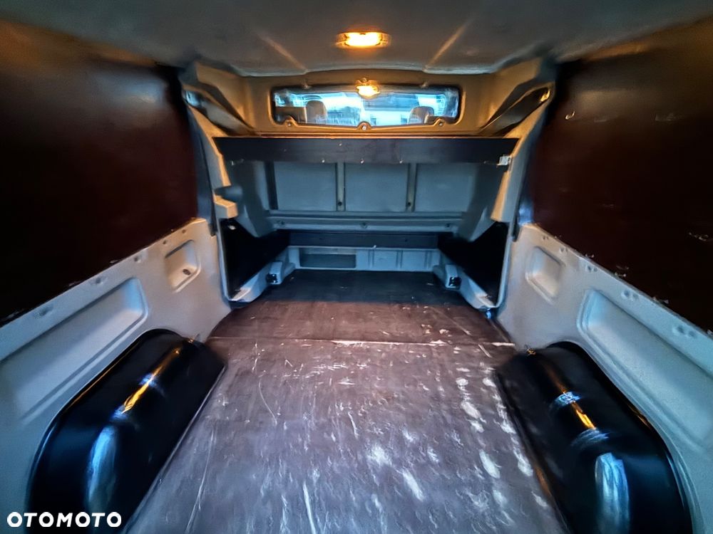 Renault Trafic - 11