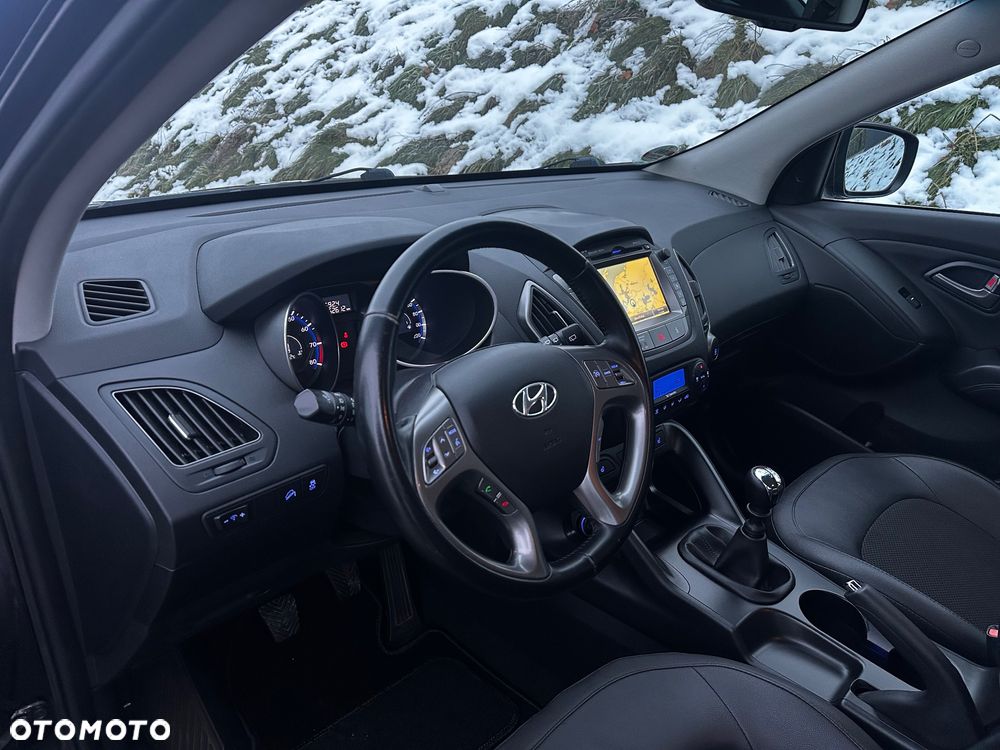 Hyundai ix35 1.6 2WD Fifa World Cup Edition - 19