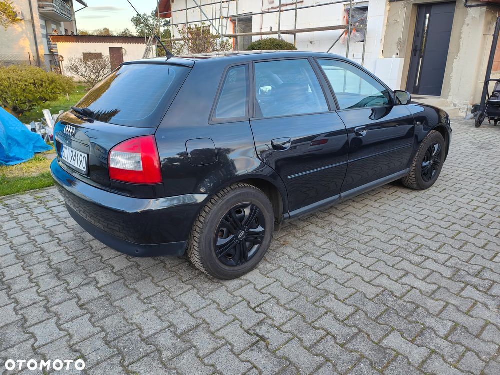 Audi A3 Sportback - 4