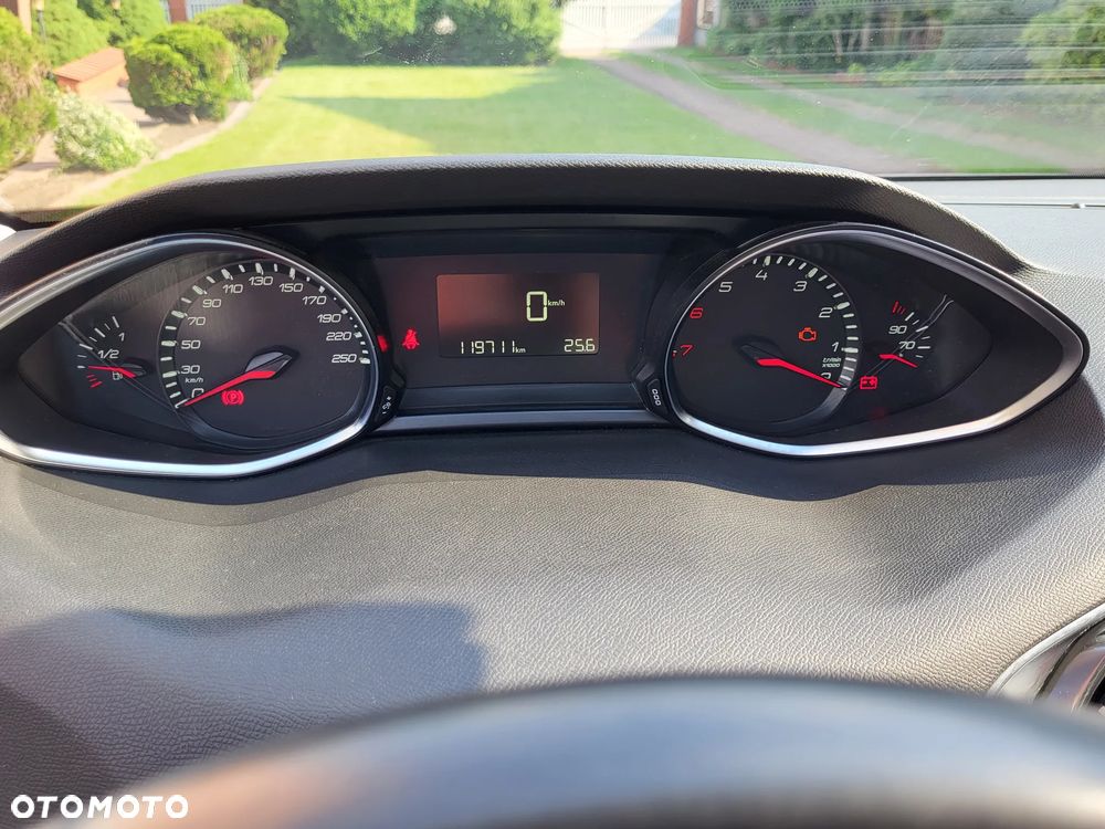 Peugeot 308 1.6 THP Access - 7