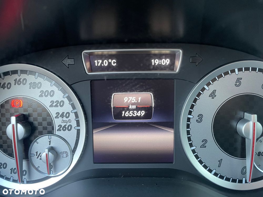 Mercedes-Benz Klasa A 200 (BlueEFFICIENCY) Urban - 20