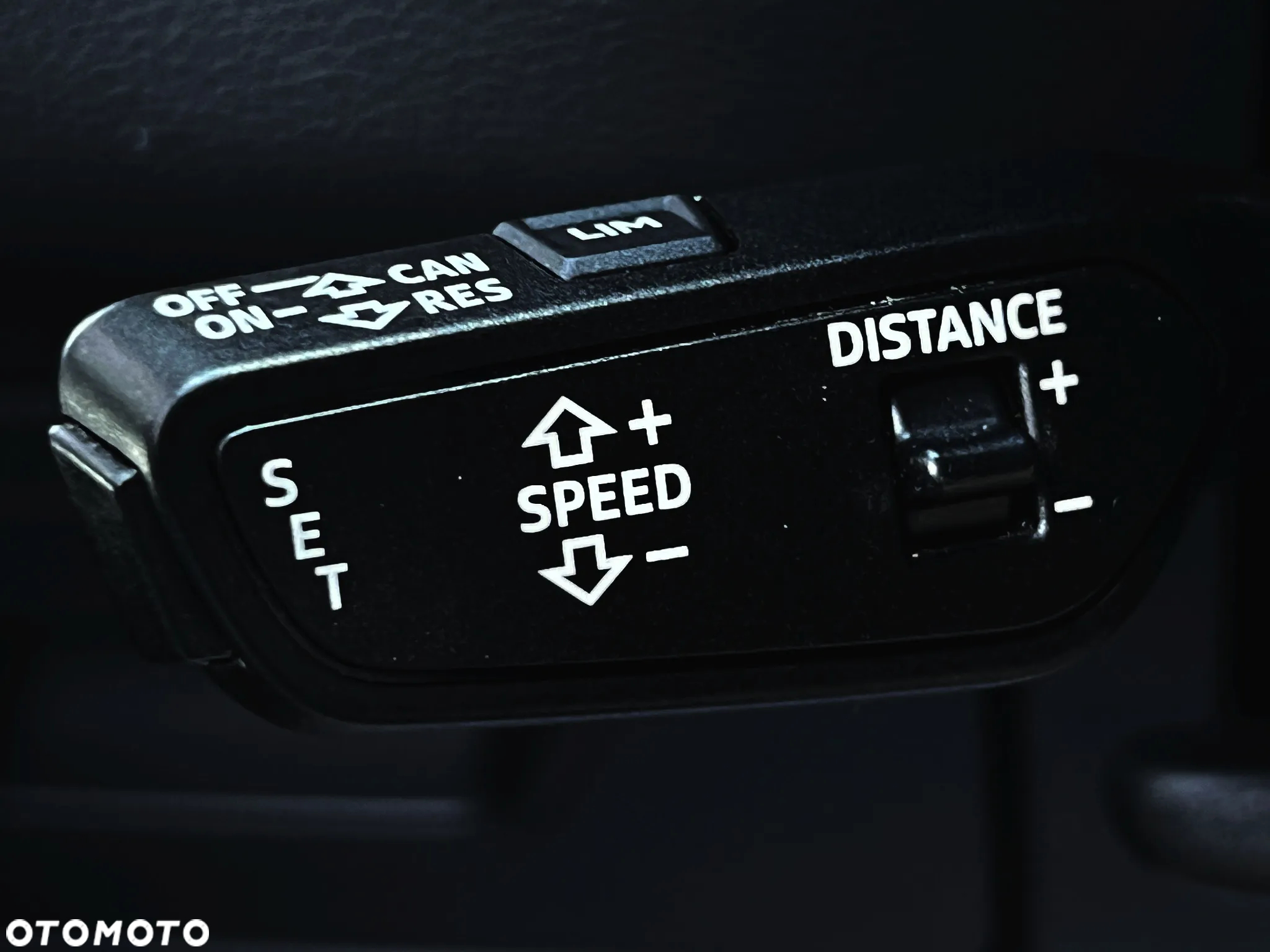 Audi A6 Avant 40 TDI S tronic - 24