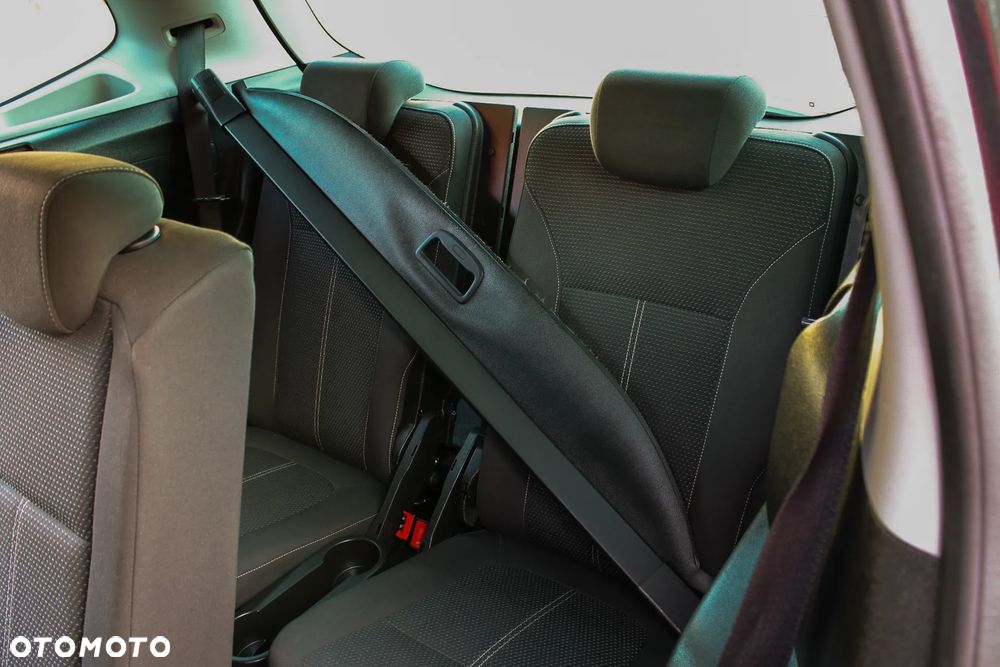 Opel Zafira 1.8 Cosmo - 30