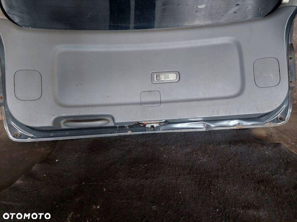 KOMPLETNY TYŁ KLAPA BAGAŻNIKA ZDERZAK LAMPY TOYOTA AVENSIS VERSO I 1E2 - 15