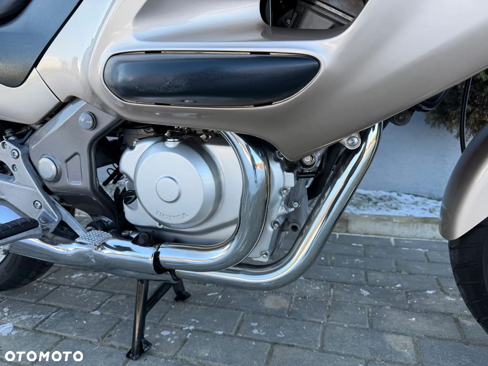 Honda NTV - 11
