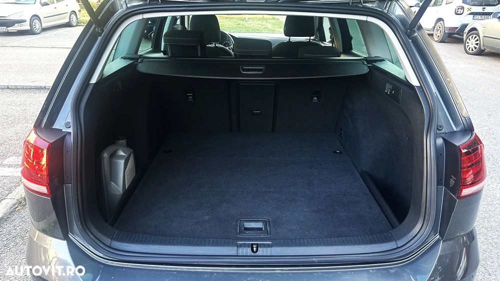 Volkswagen Golf 1.6 TDI (BlueMotion Technology) Trendline - 25