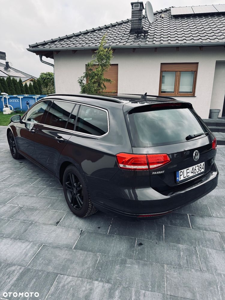 Volkswagen Passat Variant 2.0 TDI DSG (BlueMotion Technology) Comfortline - 4