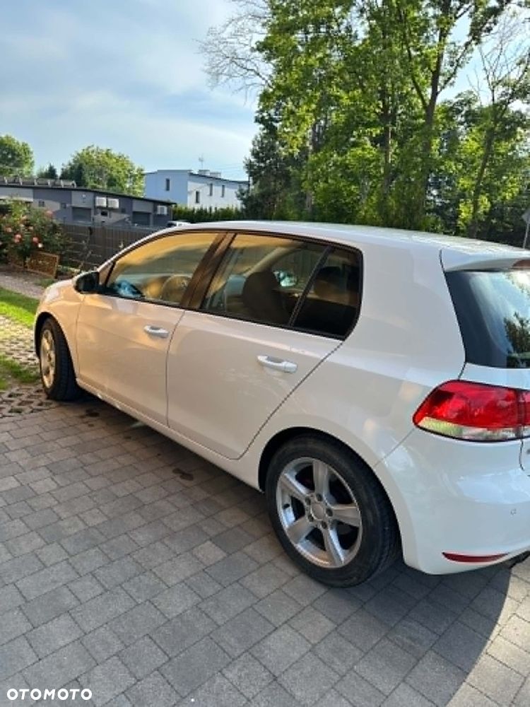 Volkswagen Golf 2.0 TDI Comfortline - 6