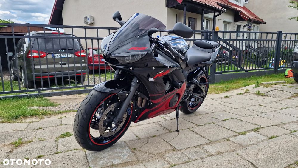 Yamaha R6 - 20