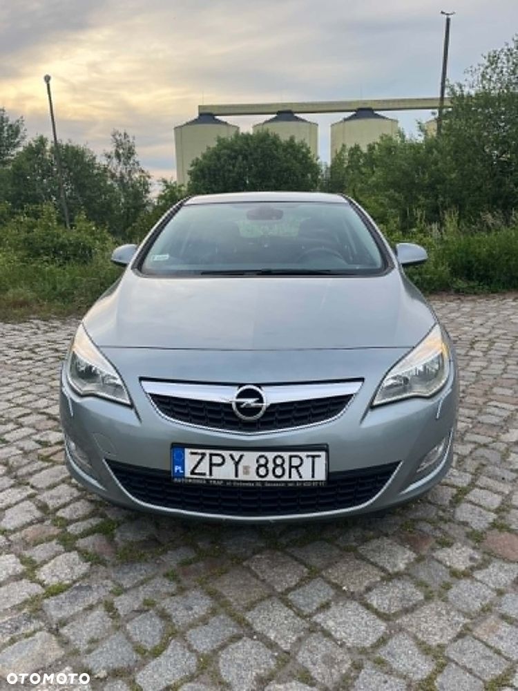 Opel Astra 1.3 CDTI Essentia ecoFLEX - 7