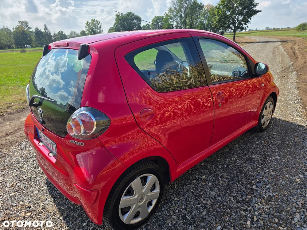 Toyota Aygo - 16