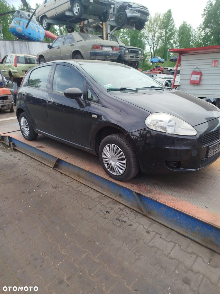 Fiat Grande Punto na części. - 2