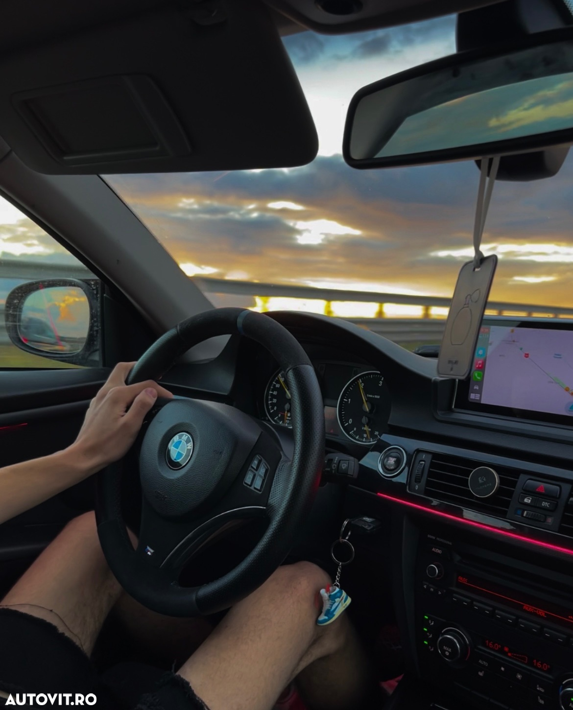 BMW Seria 3 320d xDrive Coupe - 12