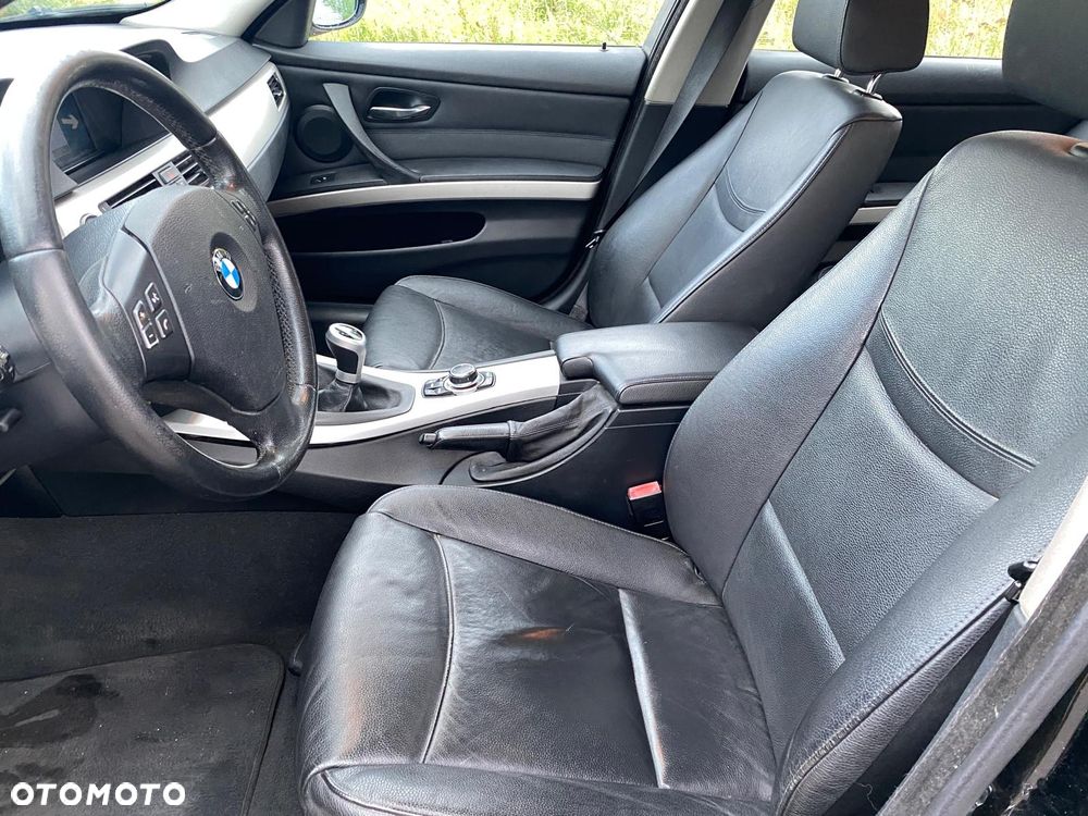 BMW Seria 3 320d - 6