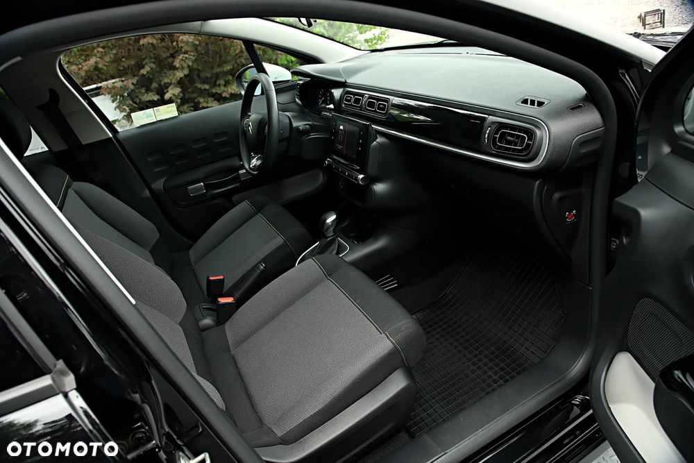 Citroën C3 1.2 PureTech Shine EAT6 - 26