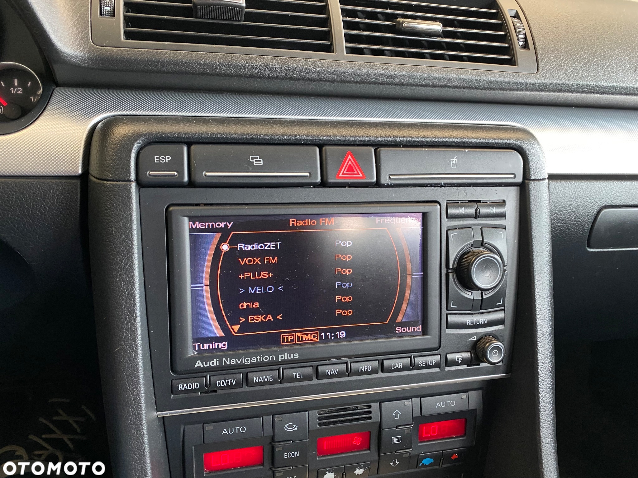 Audi A4 Avant 2.0 TDI - 24
