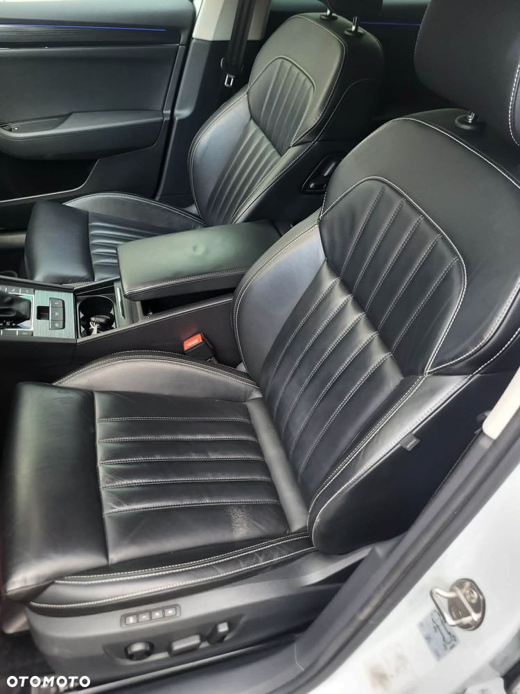 Skoda Superb 1.5 TSI DSG Sportline - 8