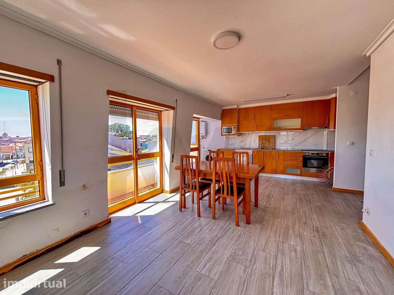Apartamento T2 no Centro de Ovar – Excelente Localização e Luz Natural - Grande imagem: 5/15