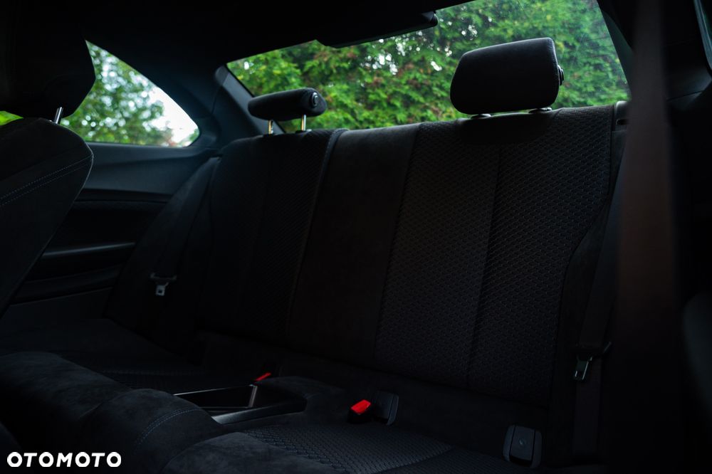 BMW Seria 2 225d M Sport - 16