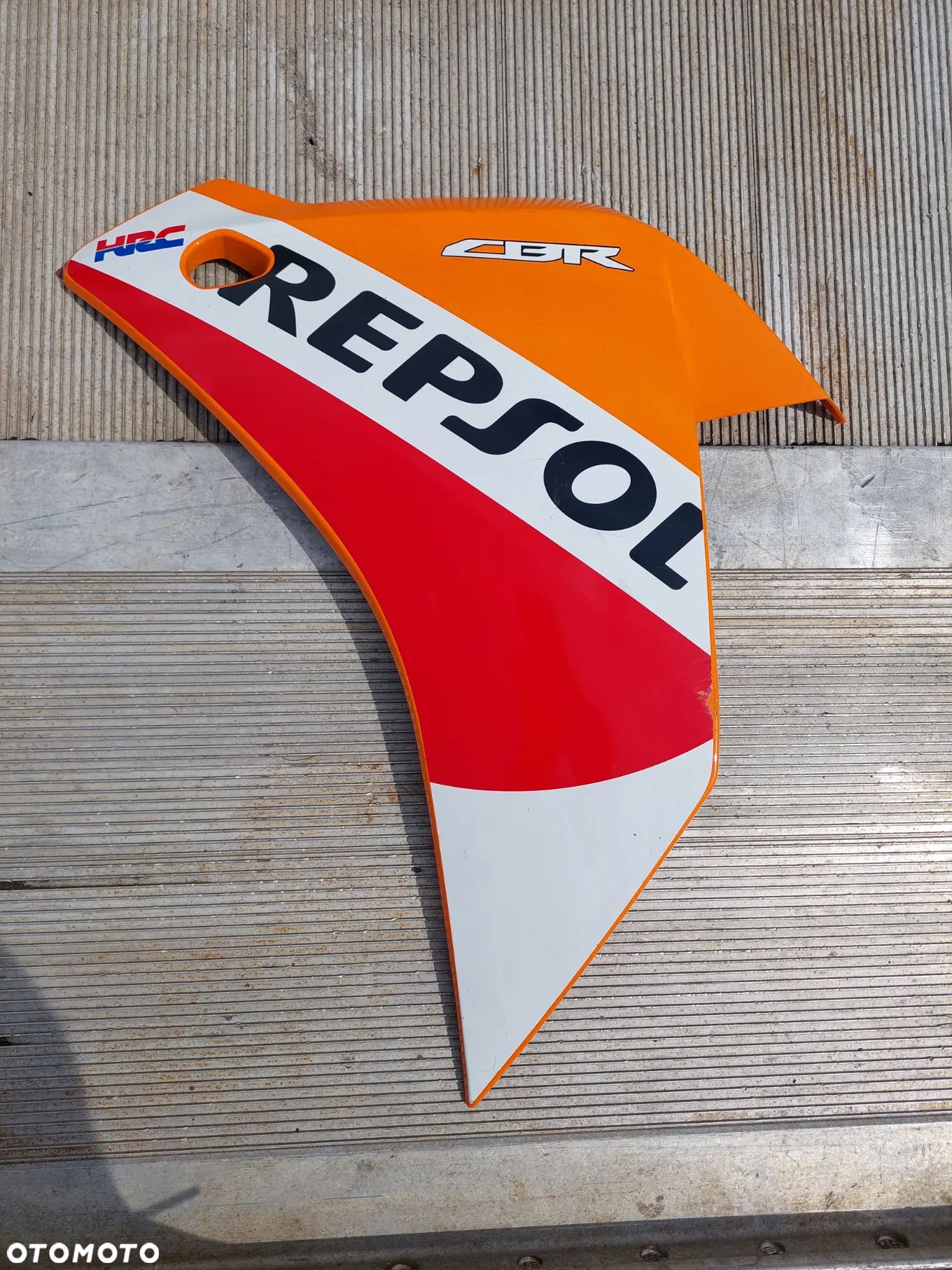 HONDA CBR 125 JC50 bok boczek owiewka REPSOL - 1