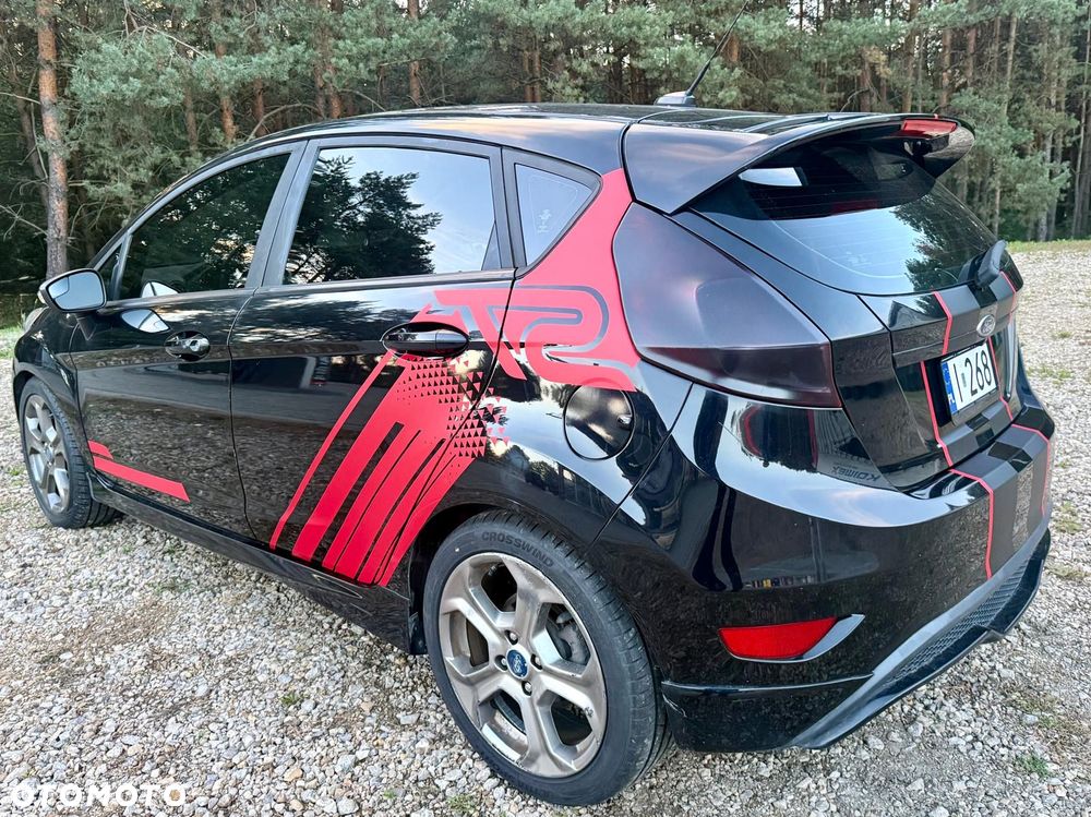 Ford Fiesta - 2