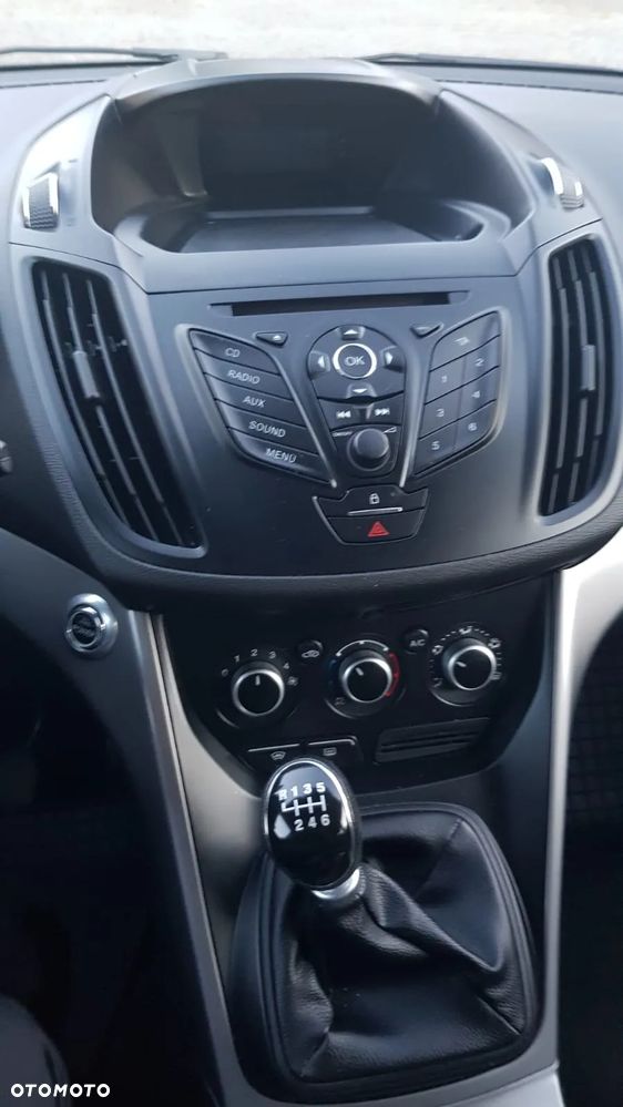 Ford Kuga 2.0 TDCi 2x4 Trend - 6