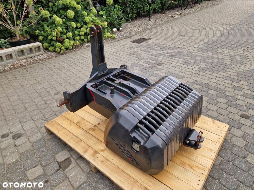 Obciążnik do ciągnika Balast CASE MCCORMICK 1000 KG - 7