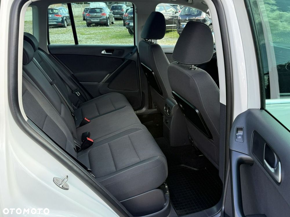 Volkswagen Tiguan - 33