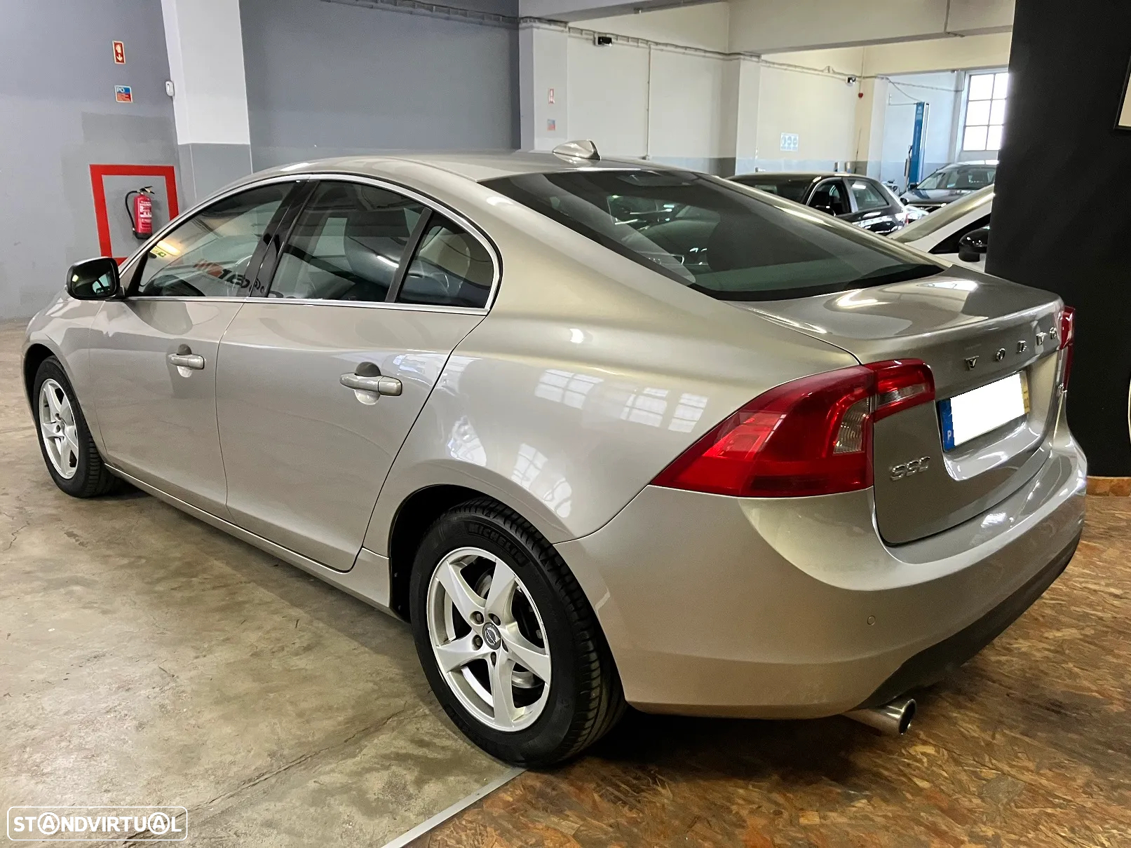 Volvo S60 2.0 D3 Summum - 7