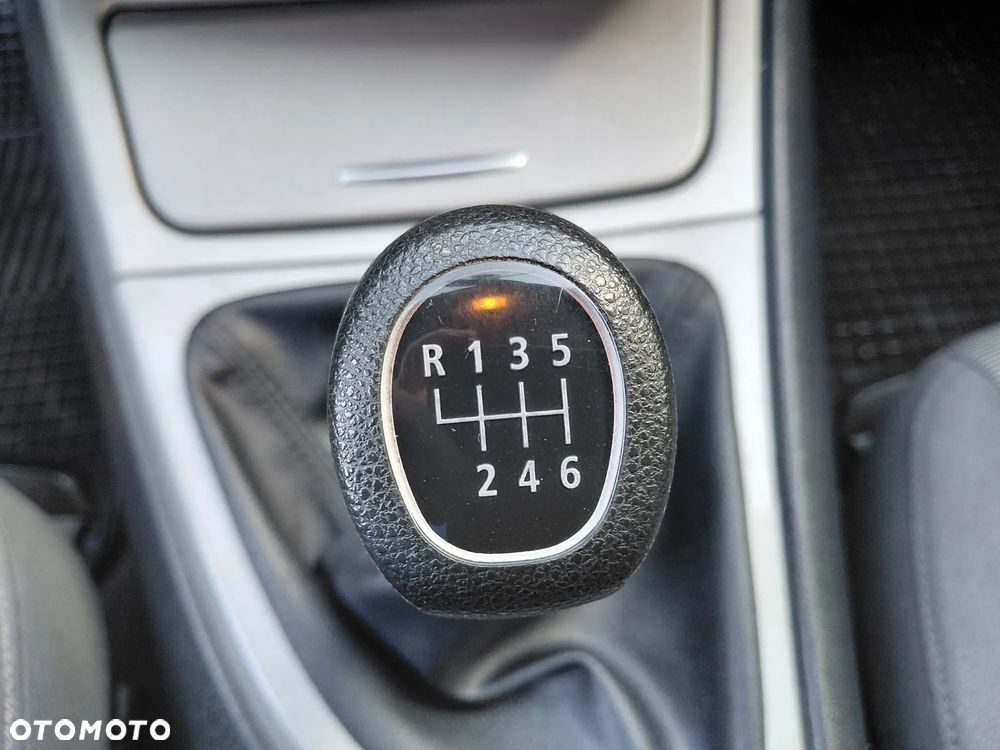 BMW Seria 1 - 19