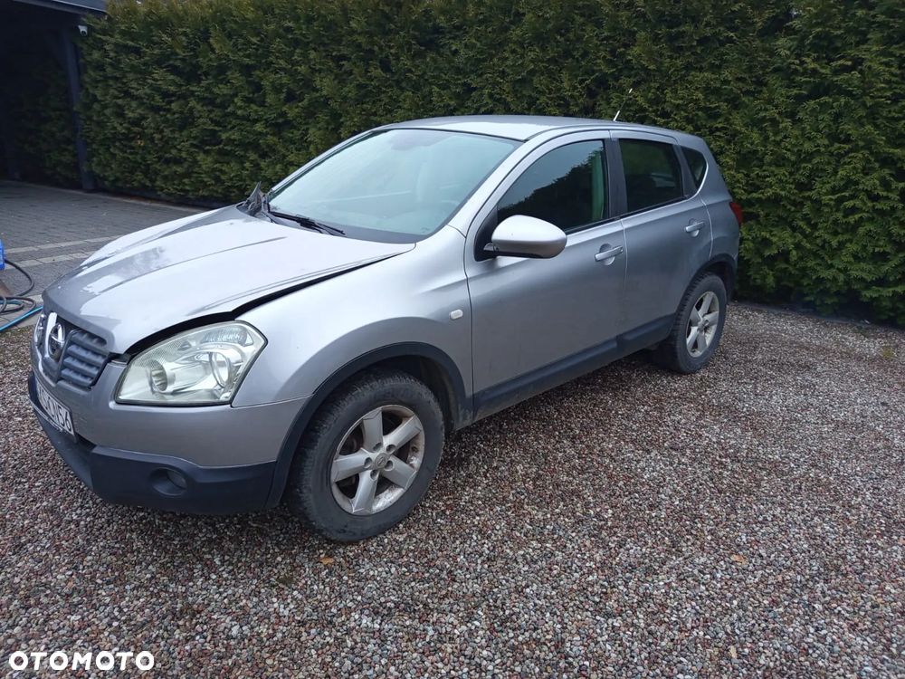 Nissan Qashqai - 1