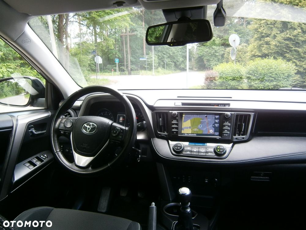 Toyota RAV4 2.0 Prestige 4x4 - 9