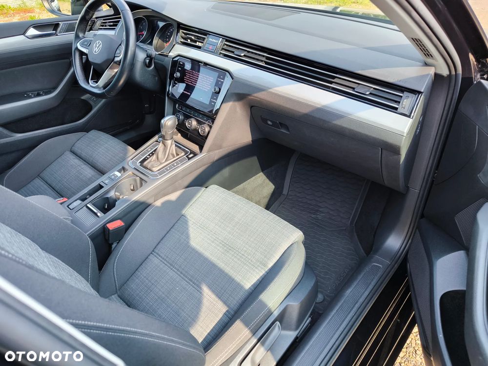 Volkswagen Passat 2.0 TSI Business DSG - 12