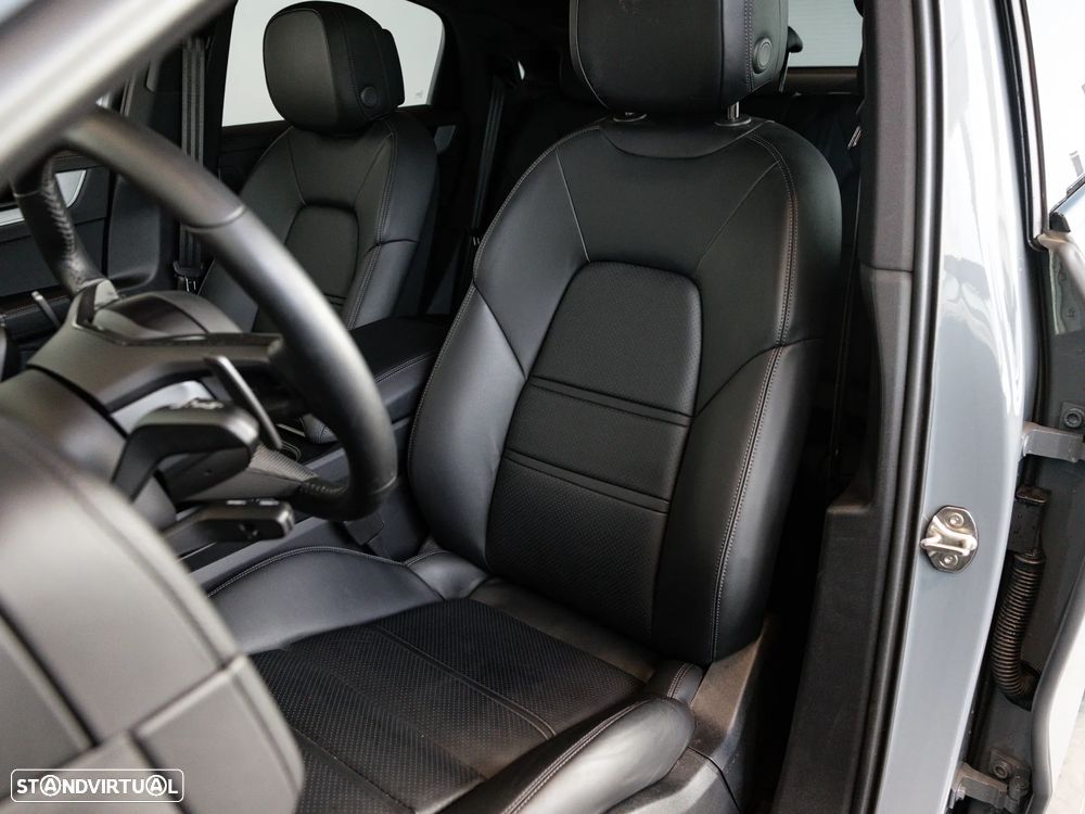 Porsche Cayenne Coupé E-Hybrid - 19