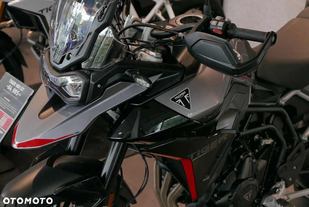 Triumph Tiger - 11