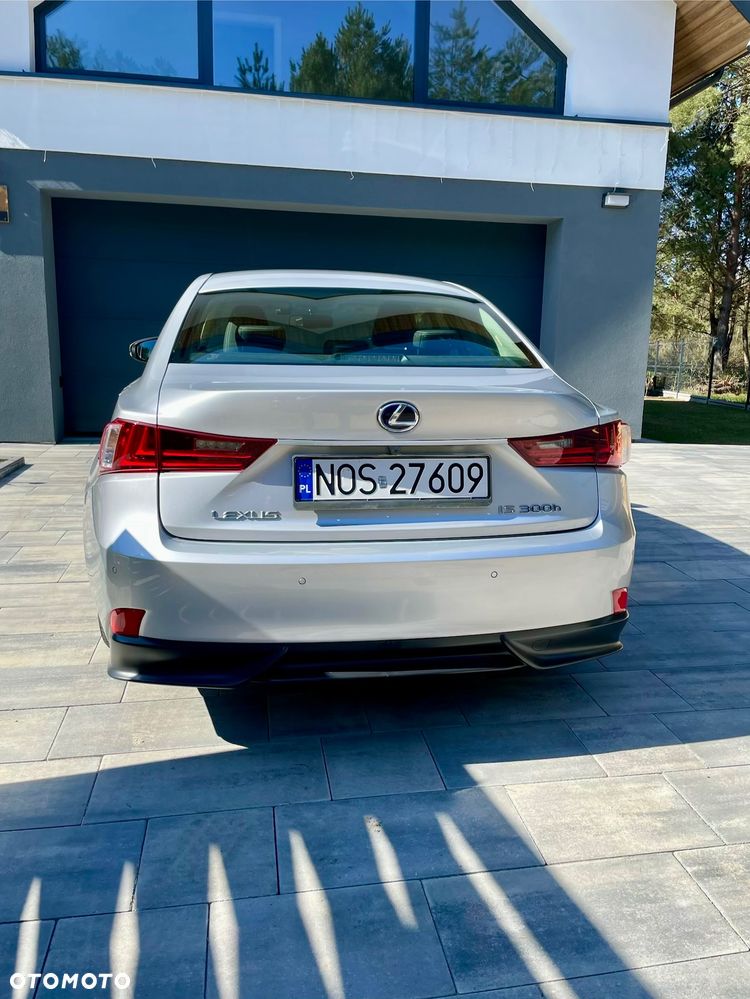 Lexus IS 300h Elegance - 6