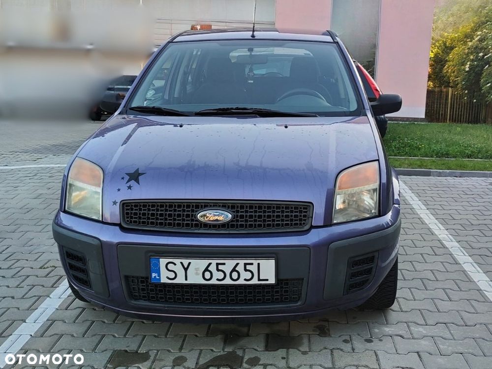Ford Fusion - 2
