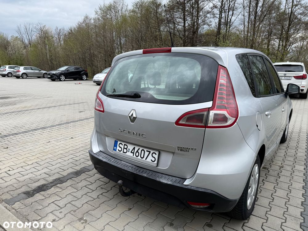 Renault Scenic dCi 110 Expression - 8