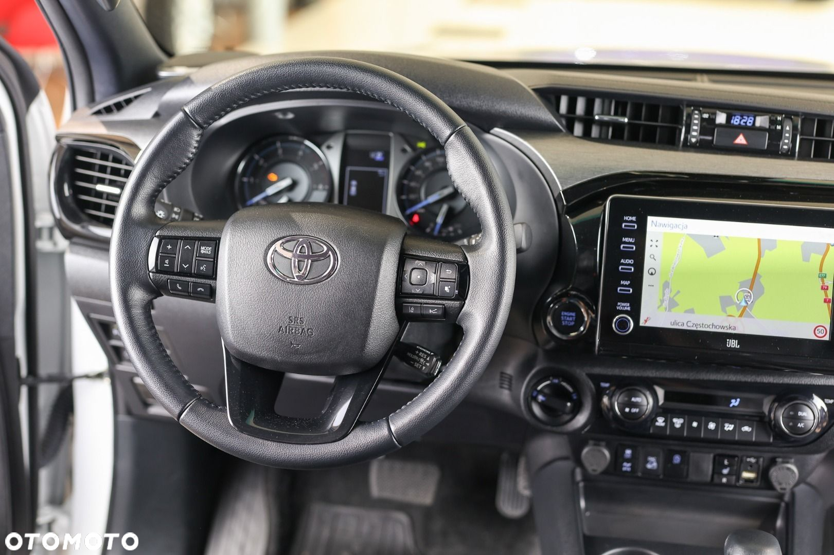 Toyota Hilux - 6
