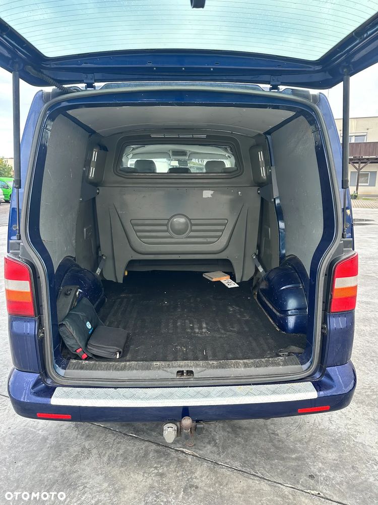 Volkswagen TRANSPORTER T5 BRYGADÓWKA - 23