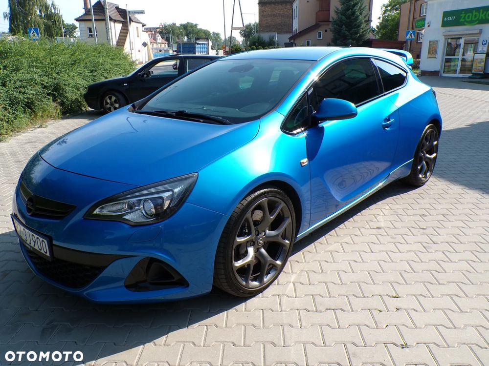 Opel Astra OPC - 1
