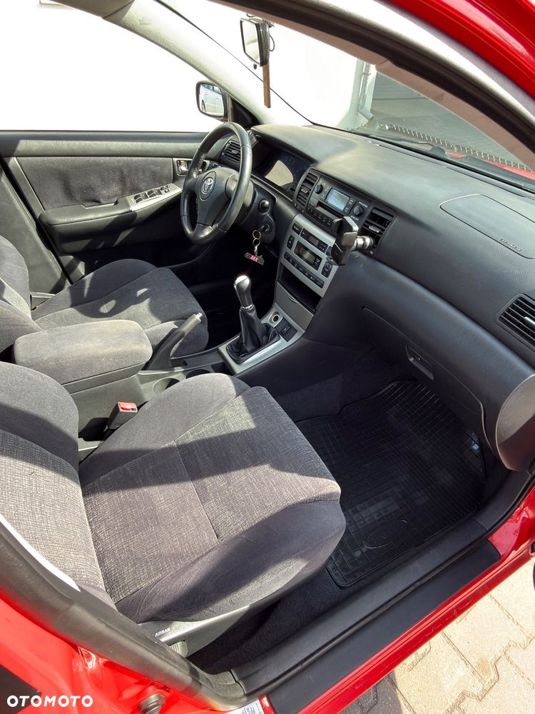 Toyota Corolla - 15