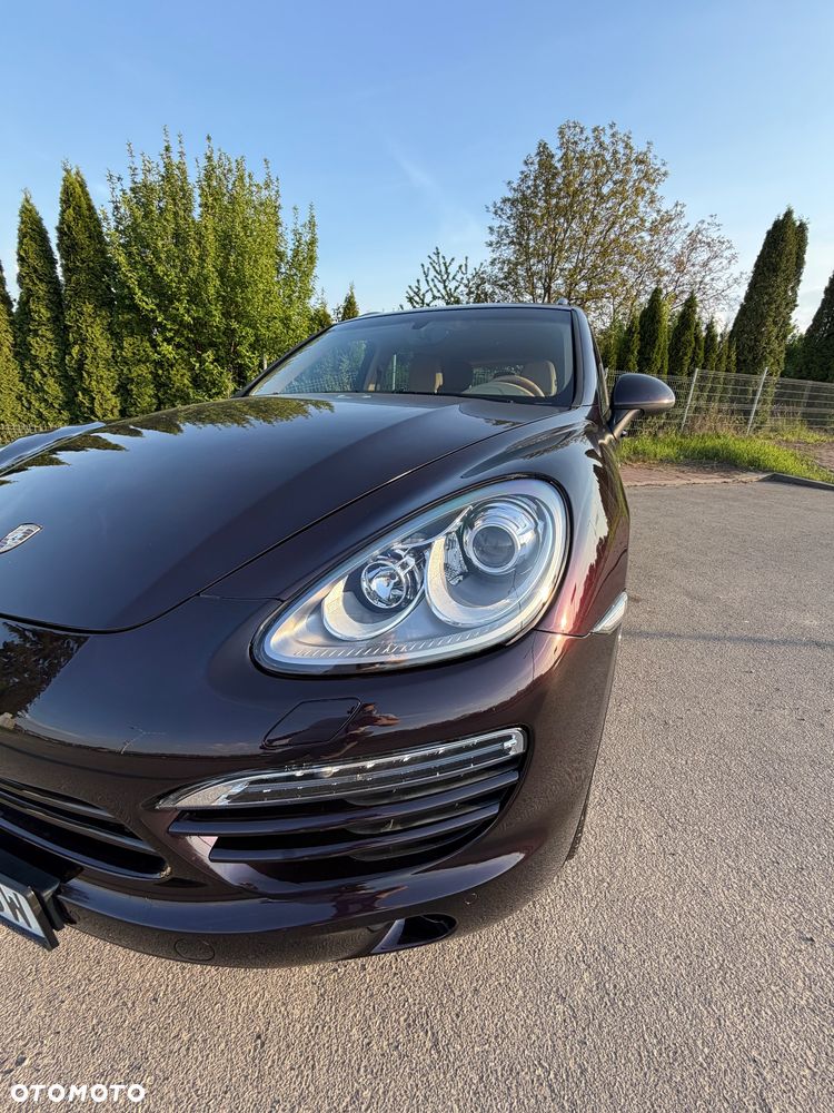 Porsche Cayenne - 25