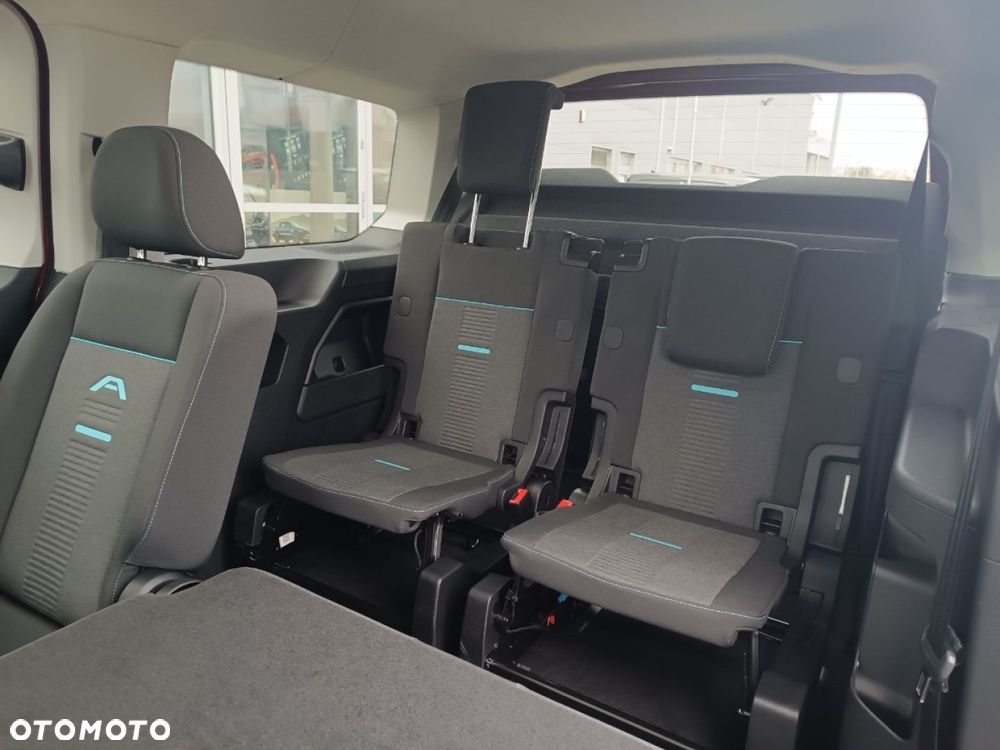 Ford Tourneo Connect Grand - 19