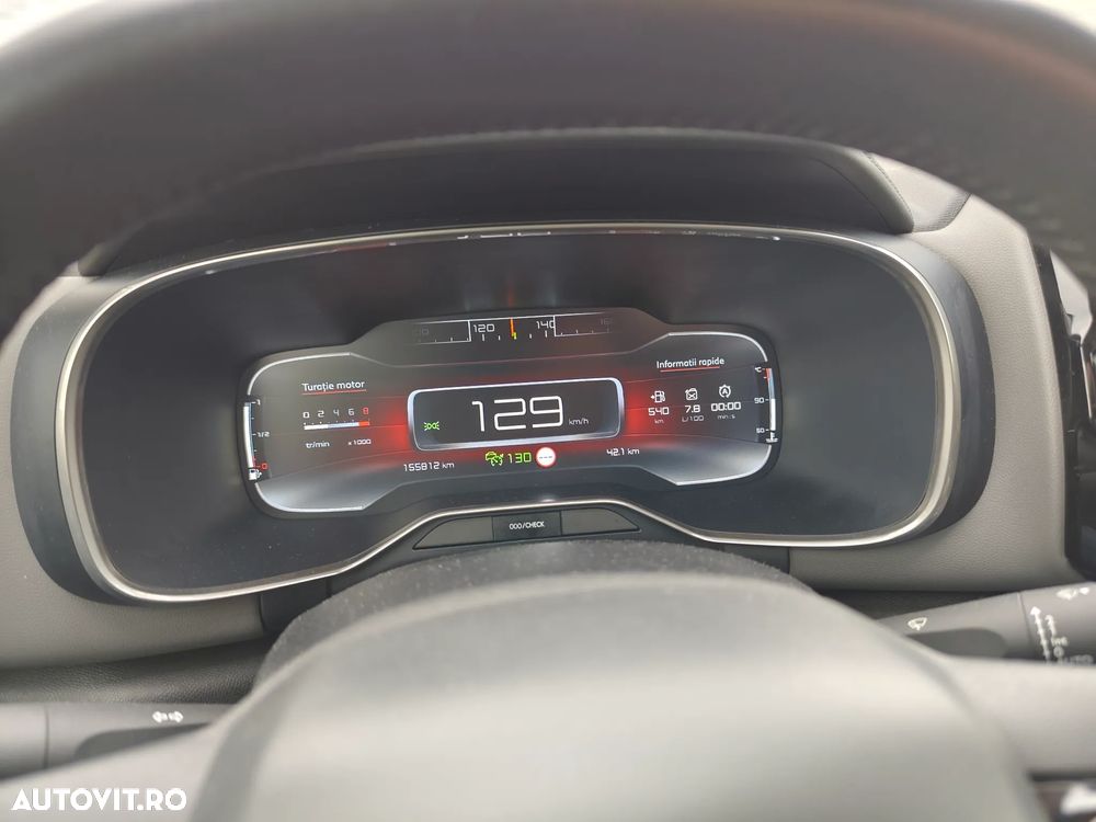 Citroën C5 Aircross 1.2 PureTech S&S BVM6 Live Pack - 11
