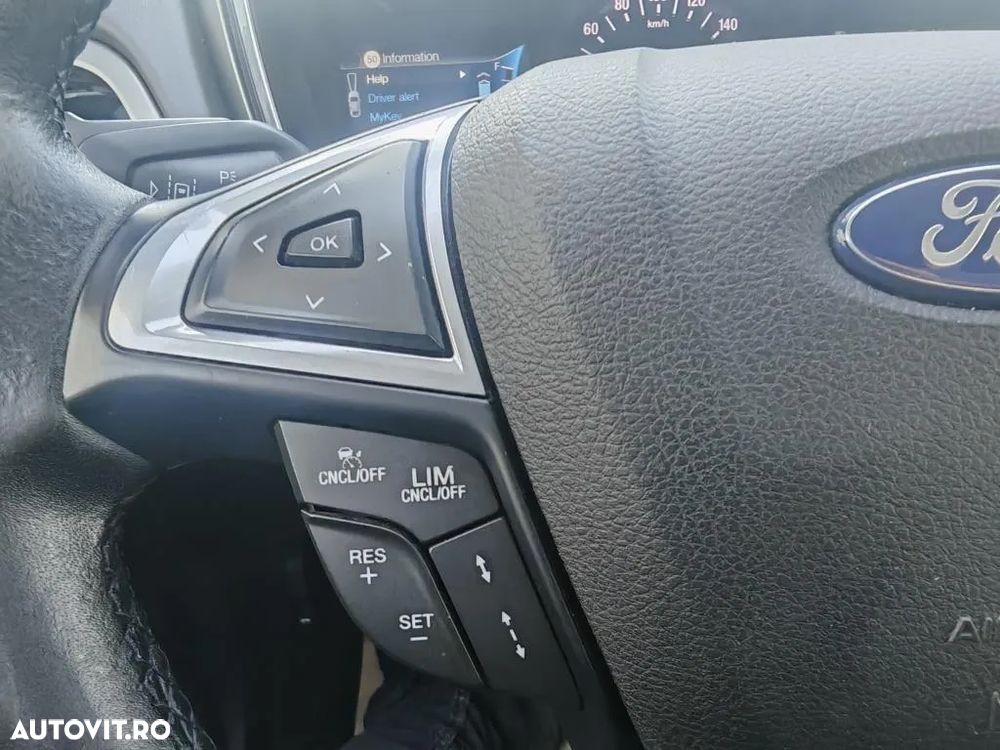 Ford Mondeo - 28