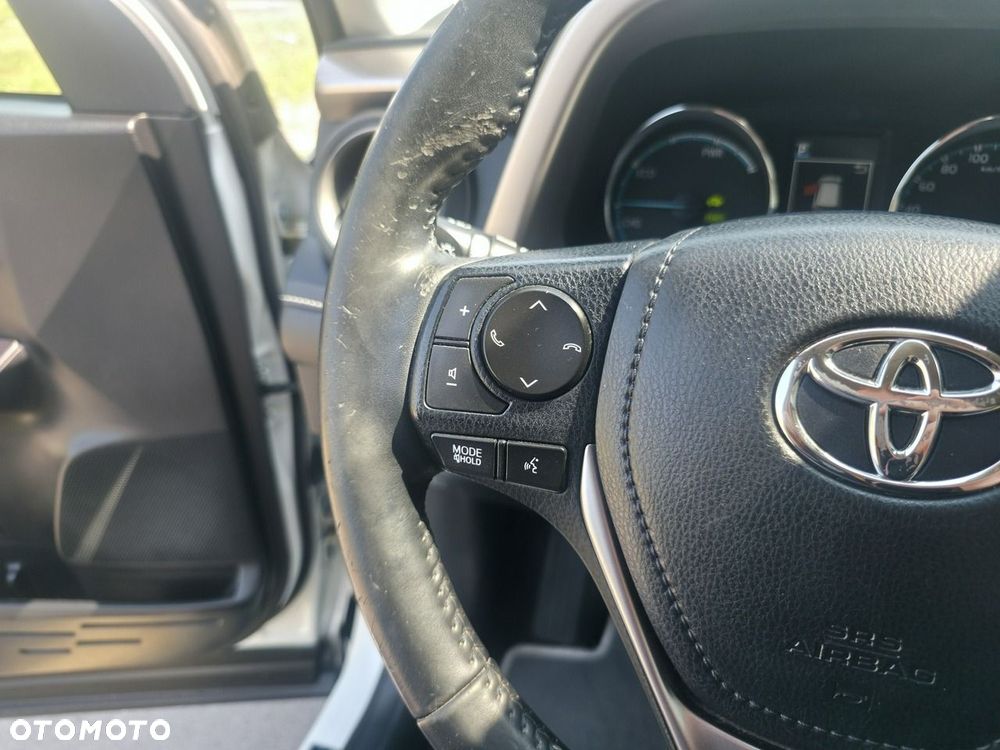 Toyota RAV4 - 24