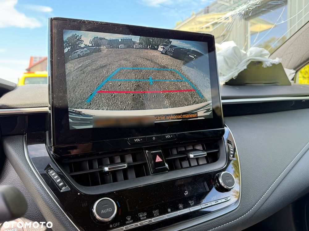Toyota Corolla 1.8 Hybrid Comfort - 17
