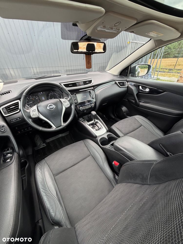 Nissan Qashqai 1.2 DIG-T Tekna Xtronic - 25