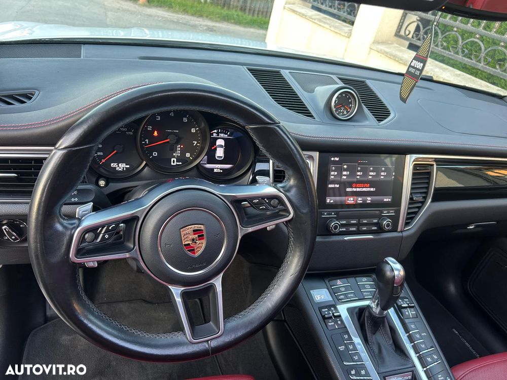 Porsche Macan Standard - 11